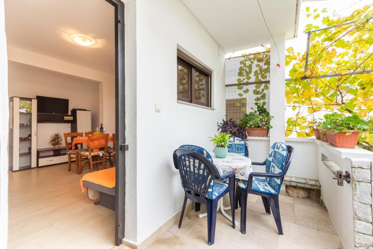 Apartments Sucur With Terrace Baška Kültér fotó