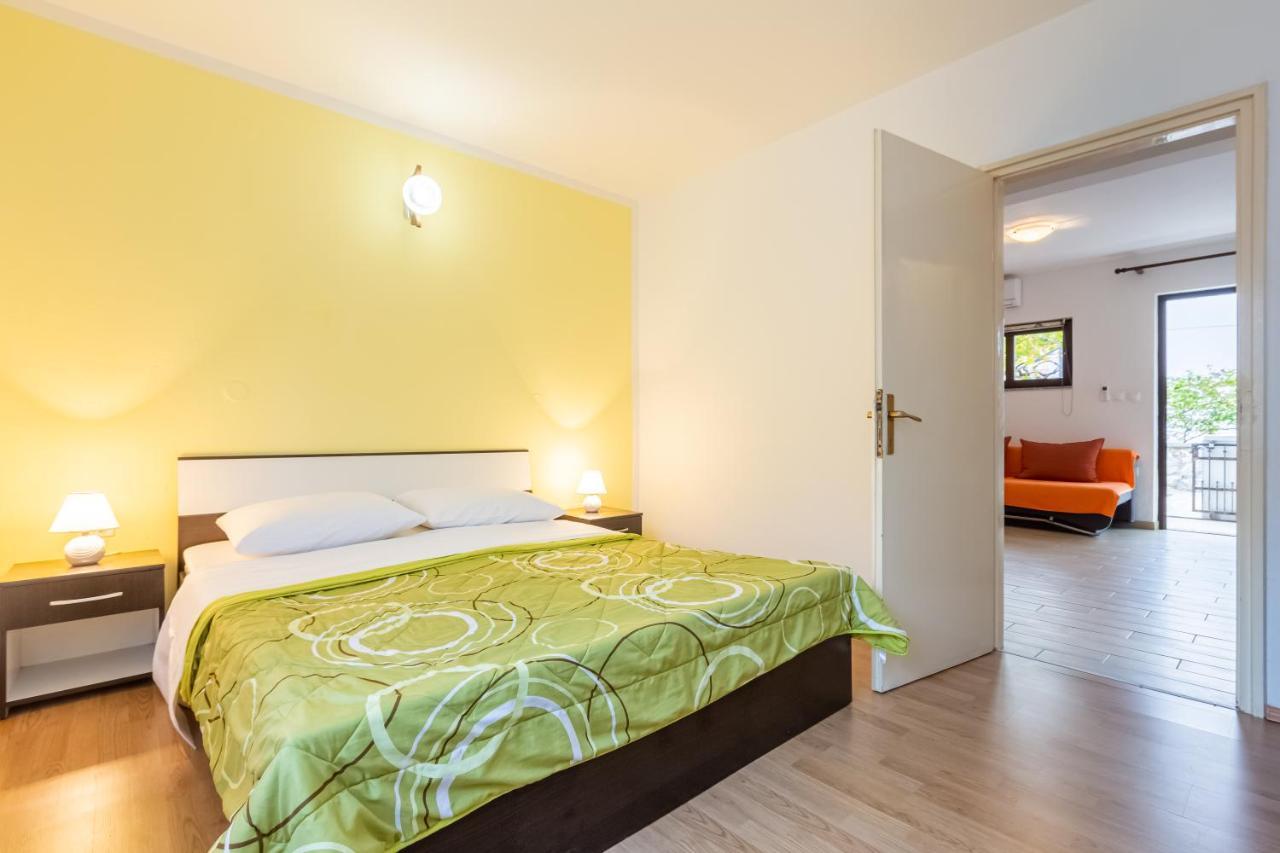 Apartments Sucur With Terrace Baška Kültér fotó