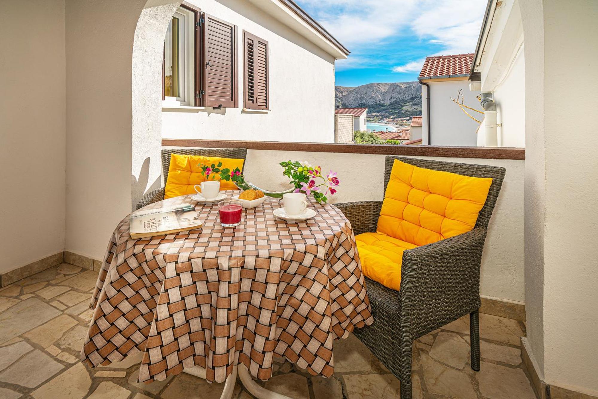 Apartments Sucur With Terrace Baška Kültér fotó