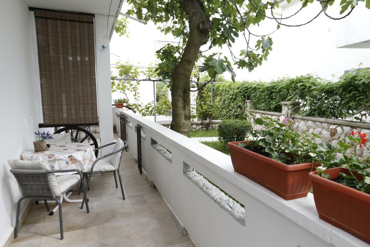 Apartments Sucur With Terrace Baška Kültér fotó