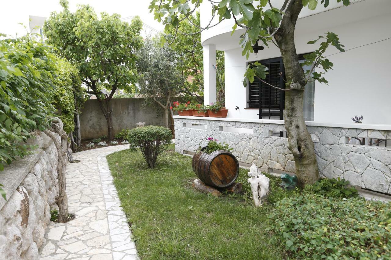 Apartments Sucur With Terrace Baška Kültér fotó